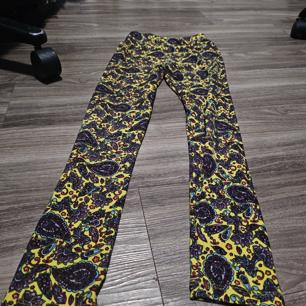 btween Yellow Paisley Kids Casual Leggings